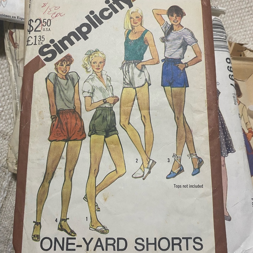 Vintage Sewing Patterns Butterick and Simplicity Pattern - Picture 3 of 3